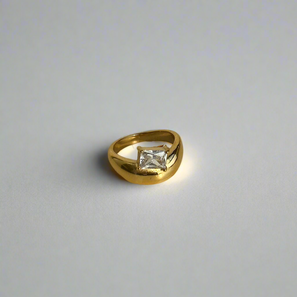 Bold-e-licious Ring