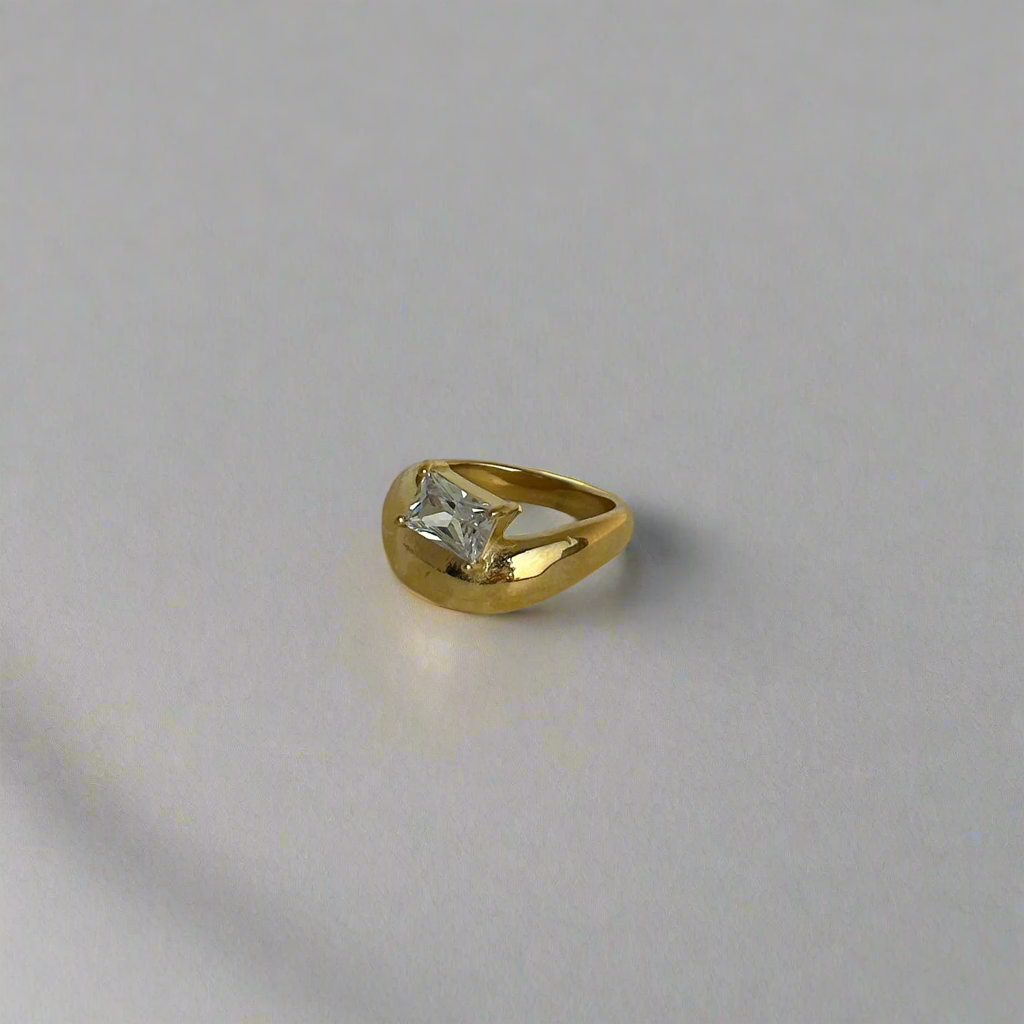 Bold-e-licious Ring